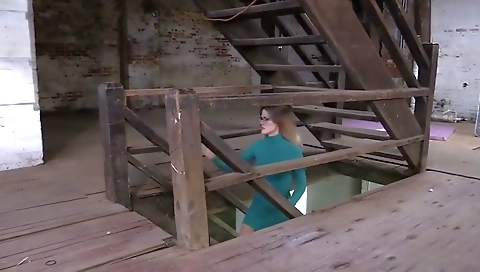 Slutty bpd and her deepthroat lover with her big ass